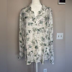 Cloth and Stone- long sleeve shirt. Size large.